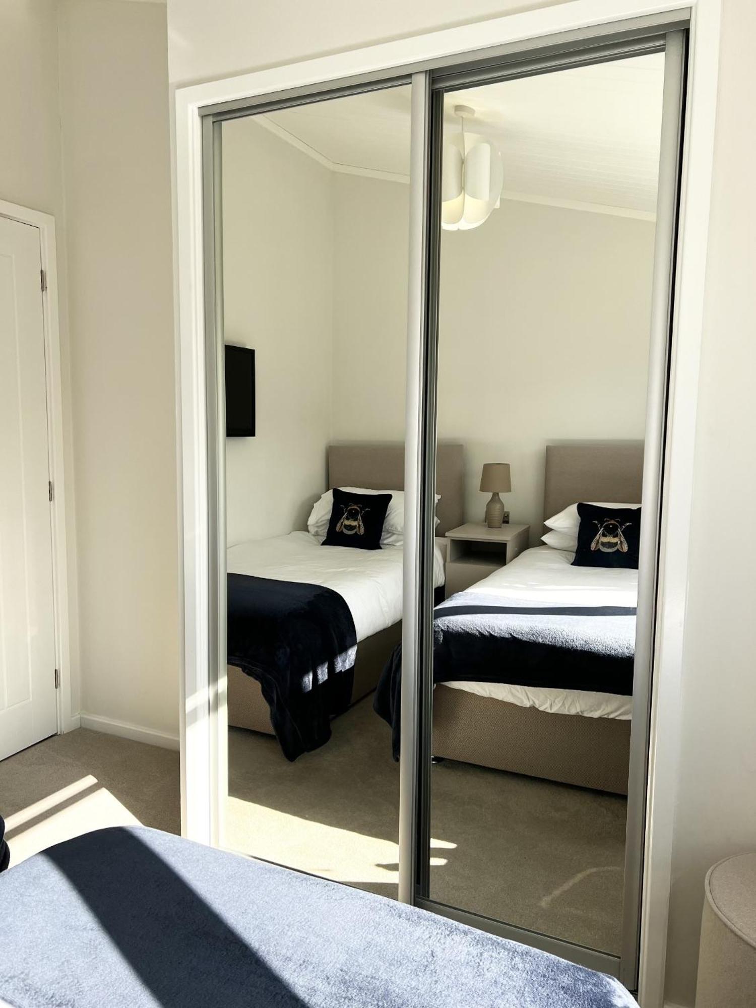 Diddly Squat Lodge With Hot Tub, Pendle View Holiday Park Clitheroe Luaran gambar